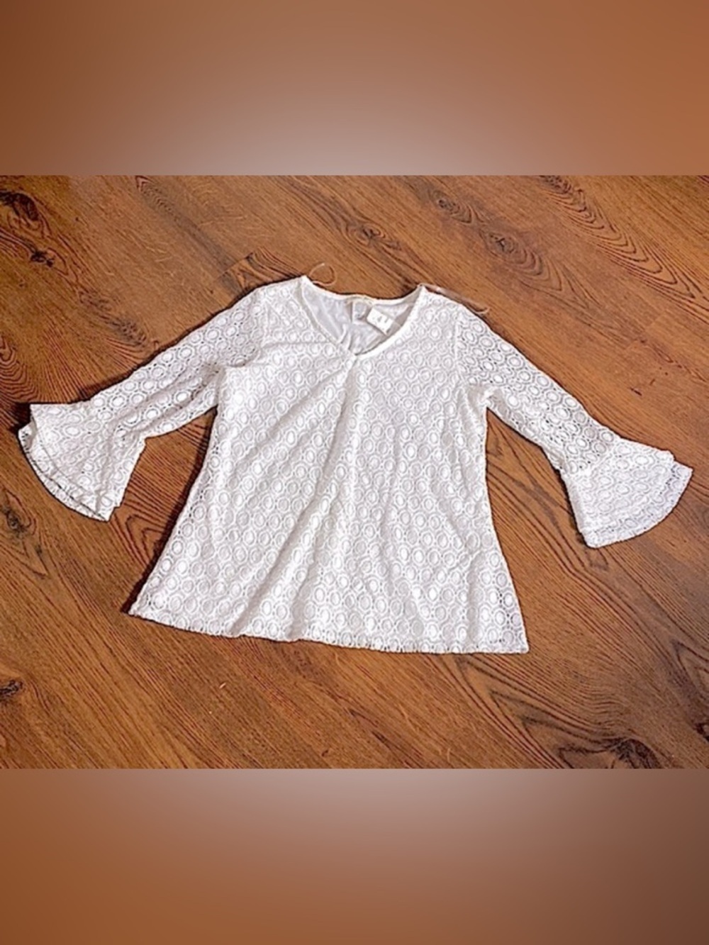 🌷 Brittany Black 🌷 White Lace Bell Ruffle Sleeve Top NWT
